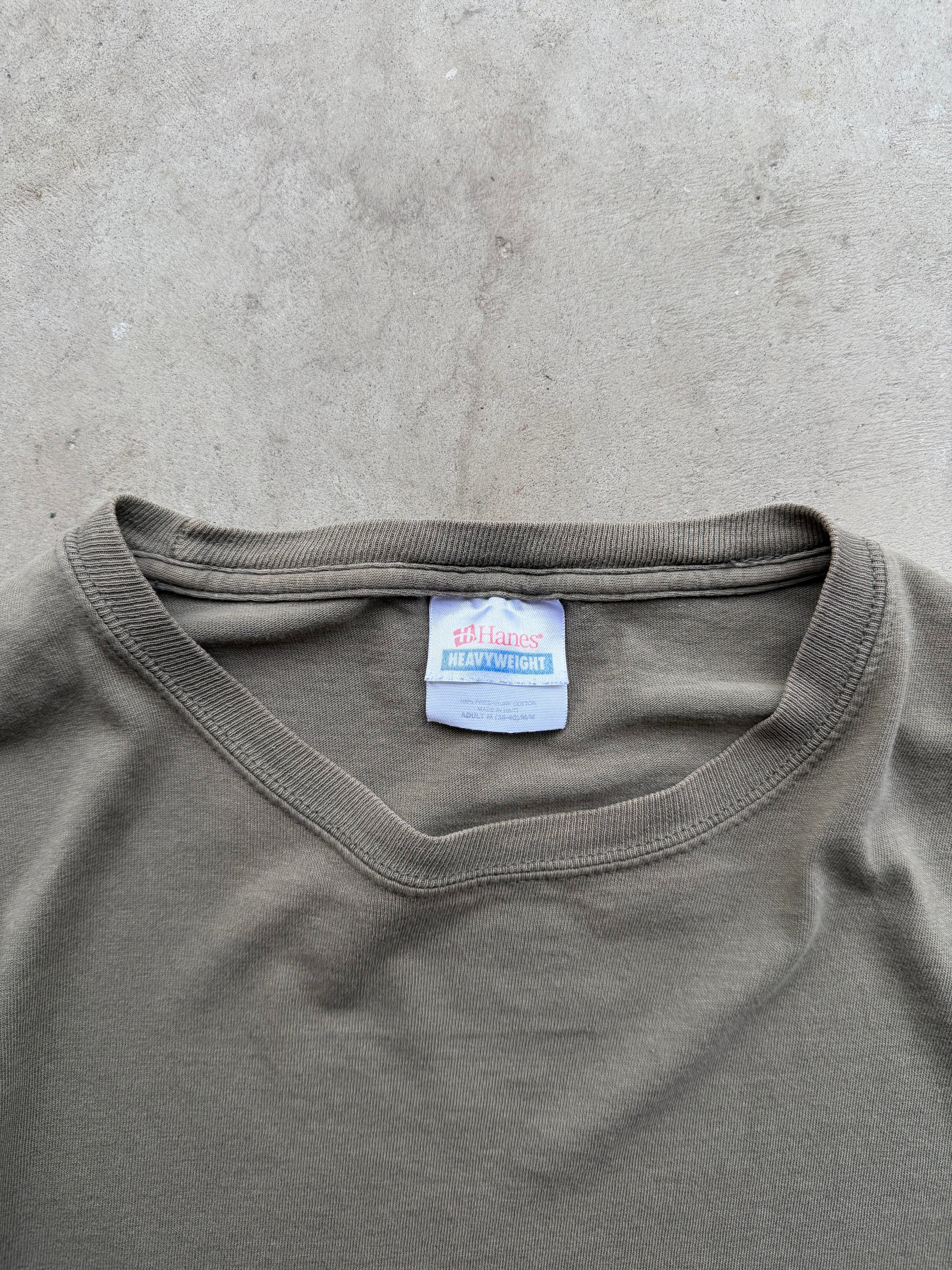 Vintage 00s Faded Olive Blank Hanes tee (MEDIUM)