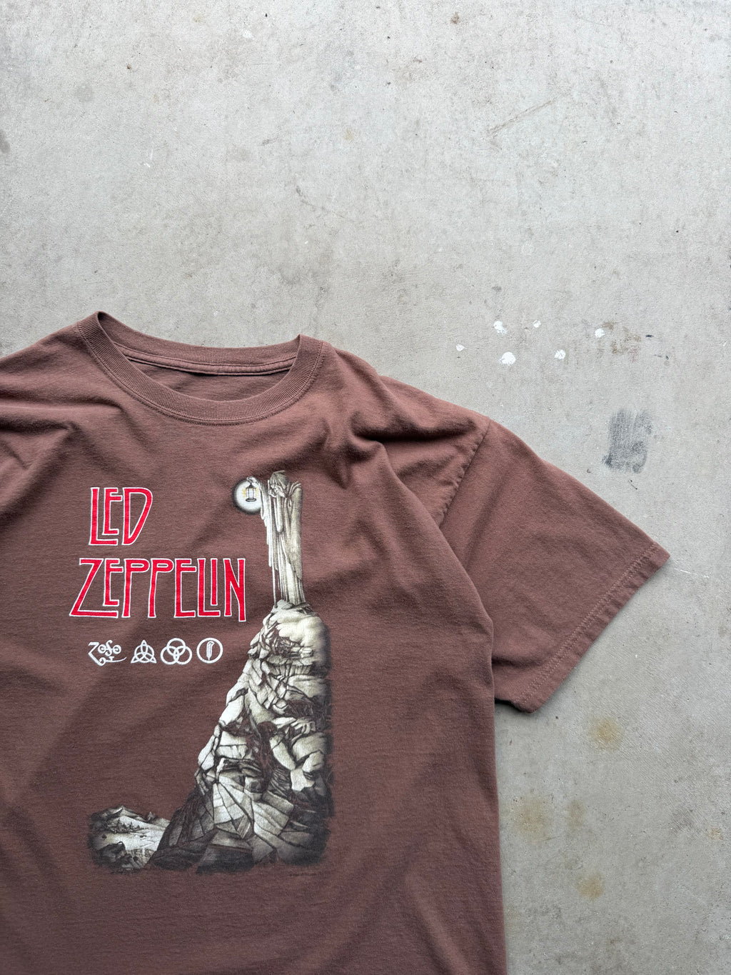 2006 Mocha Brown Led Zeppelin Band Tee (XLARGE)