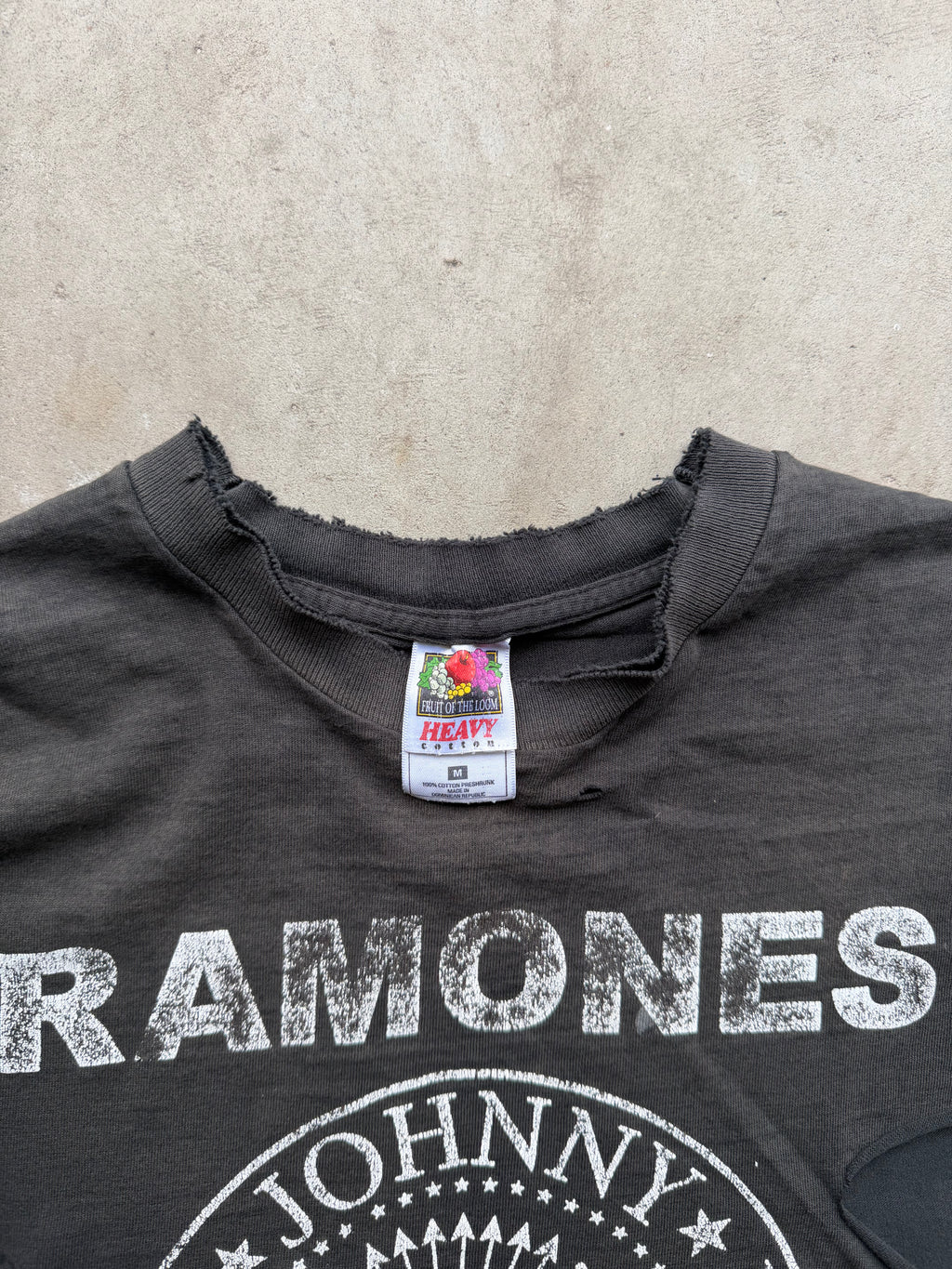 90s Thrashed Ramones Chopped Band Tee (MEDIUM)