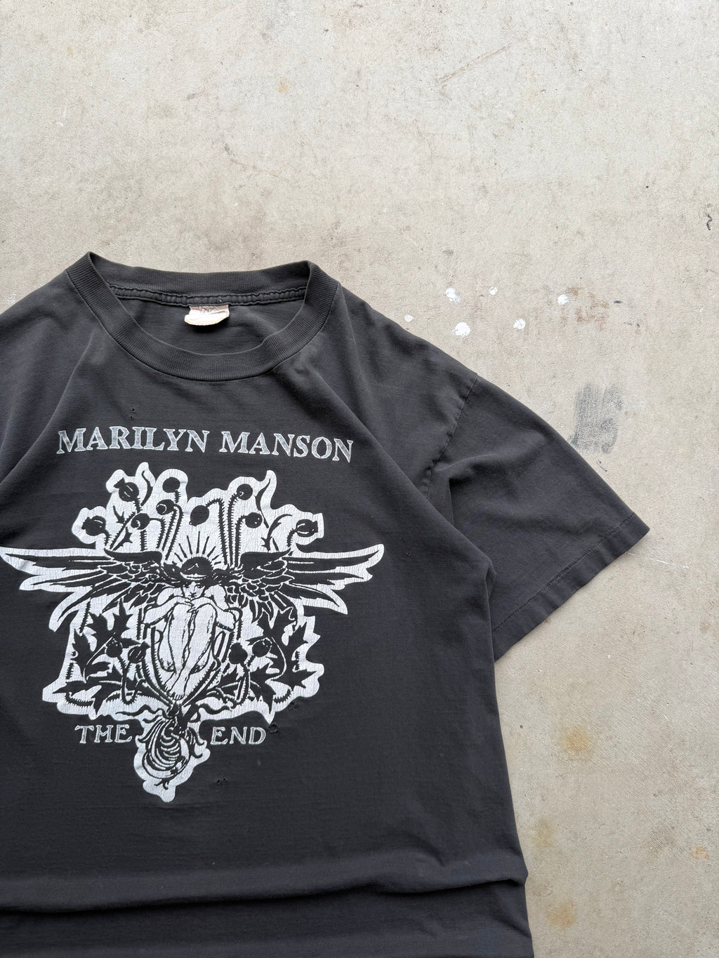 90s Faded Marilyn Manson The End Band Tee (LARGE)
