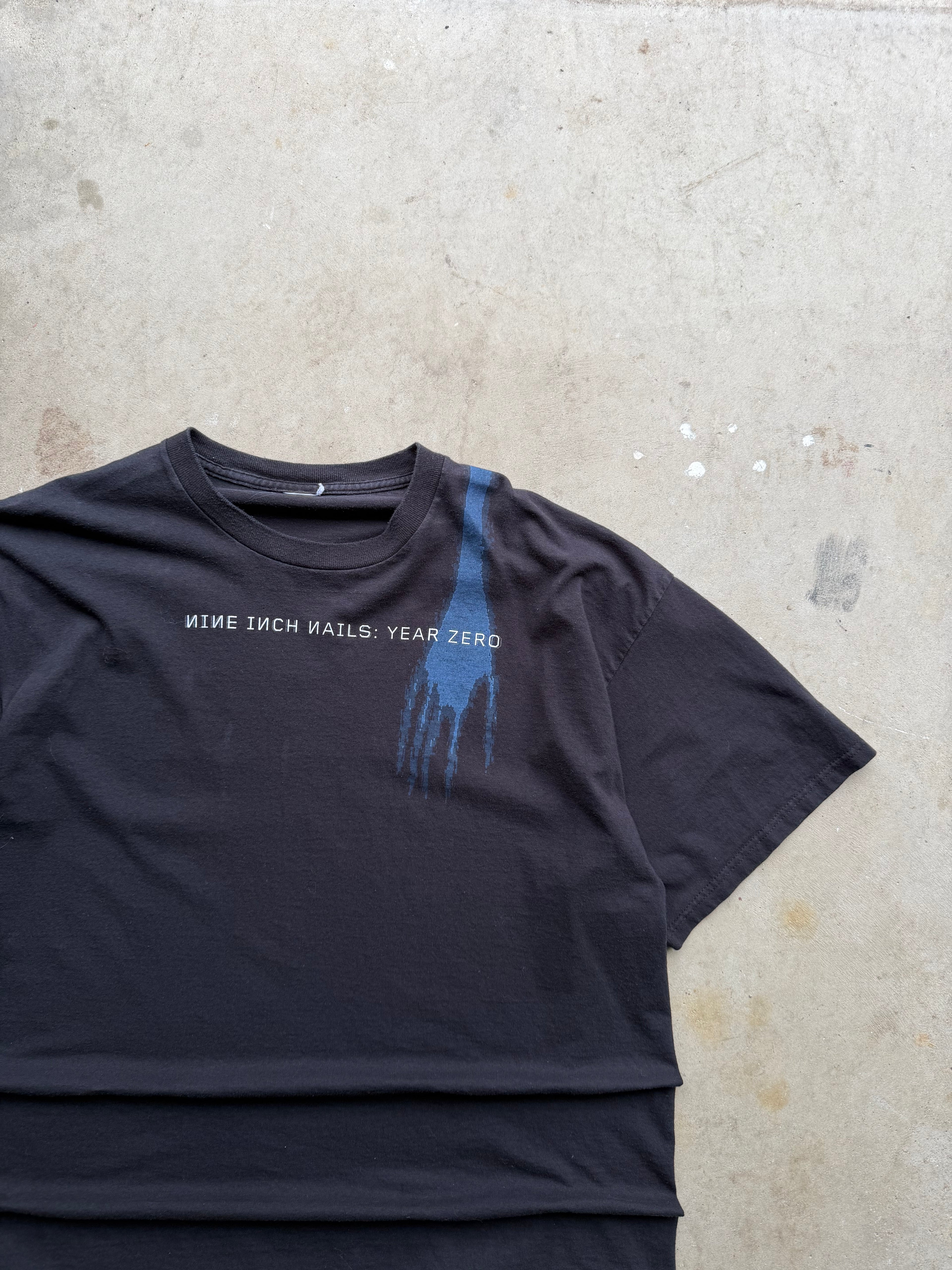 00s Nine Inch Nails Year Zero Band Tee (XLARGE)